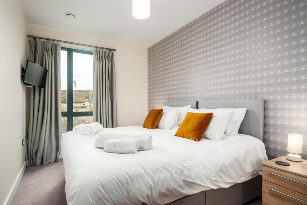 Solar Sanctuary- Skyline Balcony, City Centre, Three Floors, King Beds, Netflix And More! Μπαθ Εξωτερικό φωτογραφία