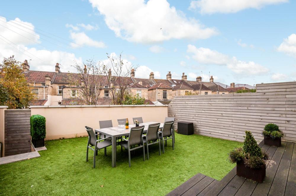 Solar Sanctuary- Skyline Balcony, City Centre, Three Floors, King Beds, Netflix And More! Μπαθ Εξωτερικό φωτογραφία