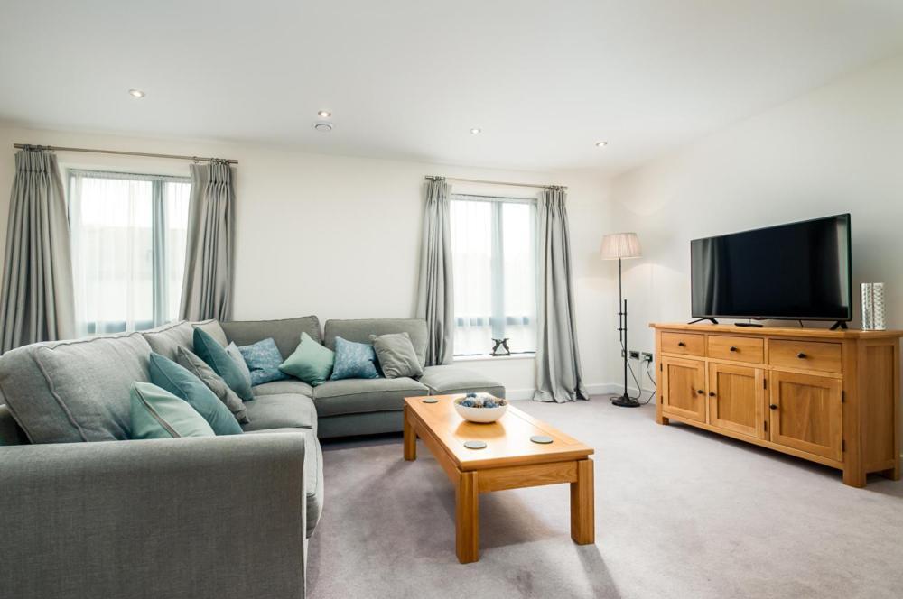 Solar Sanctuary- Skyline Balcony, City Centre, Three Floors, King Beds, Netflix And More! Μπαθ Εξωτερικό φωτογραφία